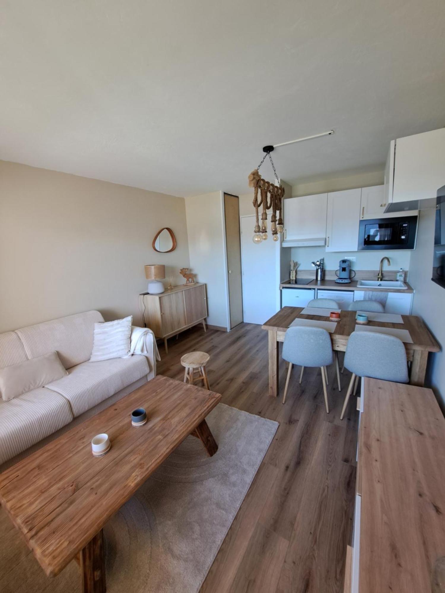 Studio Cabine 4 Couchages, Vue Face Aux Montagnes Font-Romeu-Odeillo-Via Exterior photo