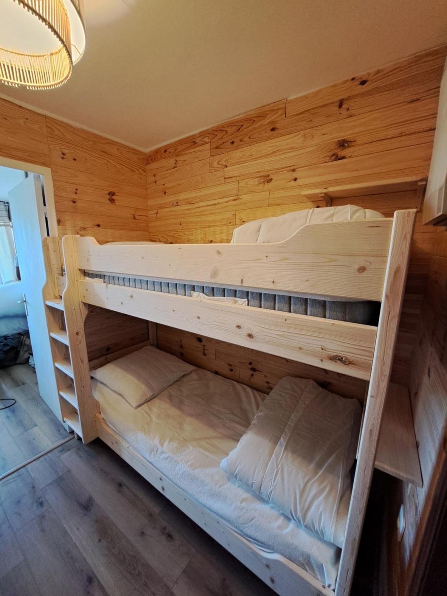 Studio Cabine 4 Couchages, Vue Face Aux Montagnes Font-Romeu-Odeillo-Via Exterior photo